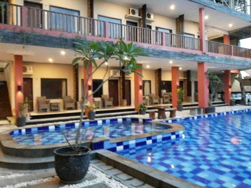 פנגנדאראן Holiday Beach Inn מראה חיצוני תמונה